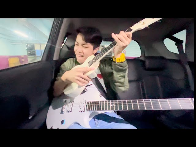 Play ELECTRIC GUITAR in the car without an amp?!