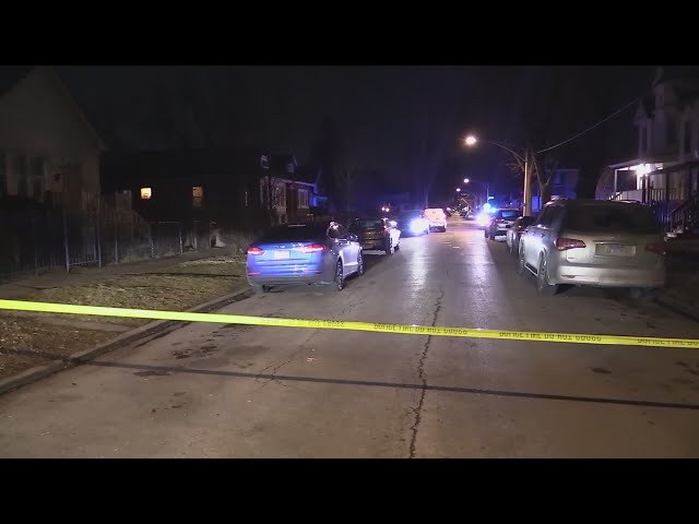 12-year-old girl fatally shot inside home in Calumet Heights