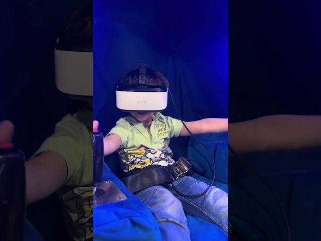 #muhammad tries #vr for the first time.  #shorts