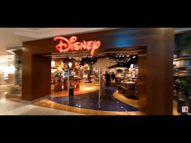 Cazando Juguetes Tienda Disney Oficial centro comercial Bahia Sur en San Fernando Cadiz 360 Grados