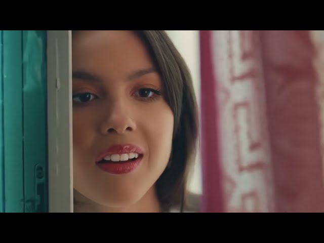 Olivia Rodrigo - deja vu (Official Video)