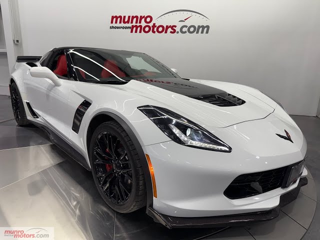 2019 Corvette Z06 2LZ Coupe Carbon Fiber Aero Package/Roof in Arctic White/ Adrenaline Red 11,565kms