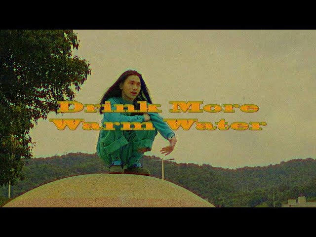 YEEKEE - DRINK MORE WARM WATER 多喝溫水【Official Music Video】