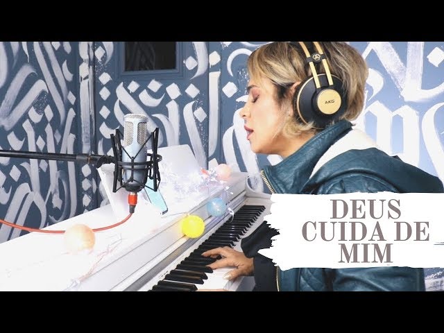 Daniela Araújo - Deus cuida de mim (Cover) | #FiqueEmCasa e Cante #Comigo