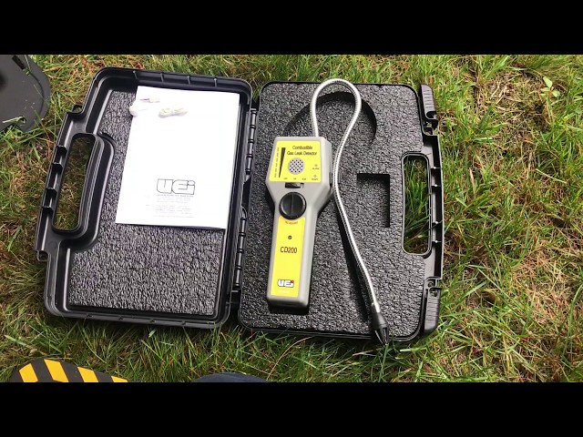 Natural Gas Leak Search using UEI CD200 Electronic Gas Detector