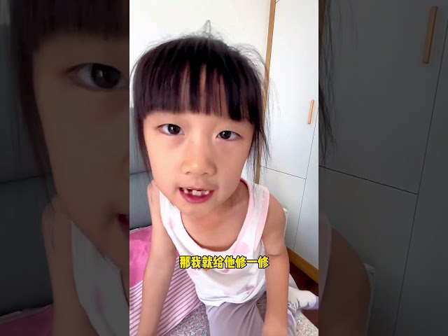 老二這也太好了，弟弟還沒滿月呢，美甲都整上了 #萌娃 #funny# #快乐