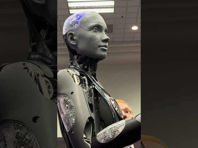 Ai Robot gets impatient with mansplainer #airobot #ameca #ai #robot