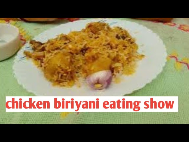 ghor mai banaya hua chicken biriyani eating with raita 😋