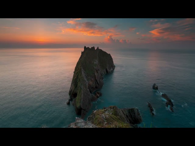 See the World Through Different Lenses | Timelapses with Yap Hui | SEL14F18GM