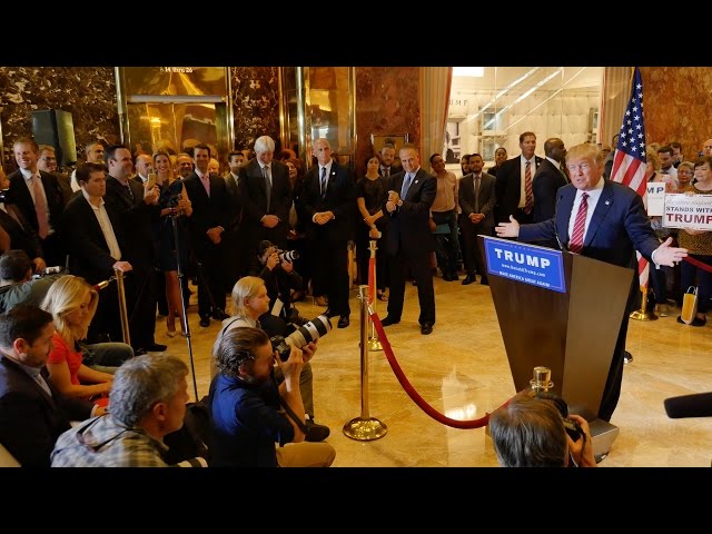 In 360 degrees, experience a Donald Trump press conference