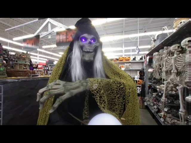 VR180 - Halloween 2020 at Michaels Arts and Crafts: ANIMATED REAPER