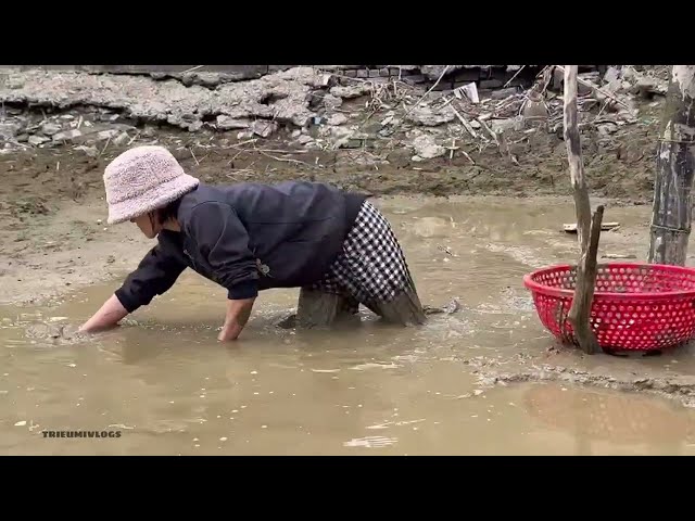 Rural life A day of fishing Unexpected catch!