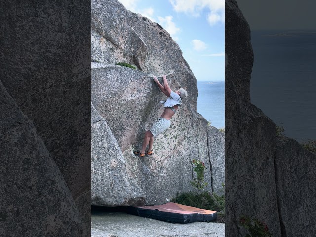 Room with a view (5+) Fiskebäcksvik Bohuslän  #climbing #bouldering #rockclimbing