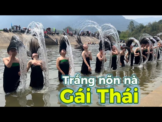 Then Kin Pang - Tắm theo phong cách dân tộc Thái - Đến cảnh sát cũng ướt quần | Diendidau