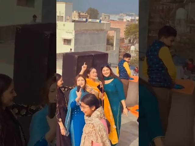 Saade level de ni punjabi status 🥰🥰| Whatsapp Status Video |urs_chahat13 ❤#shorts #diamondpunjab