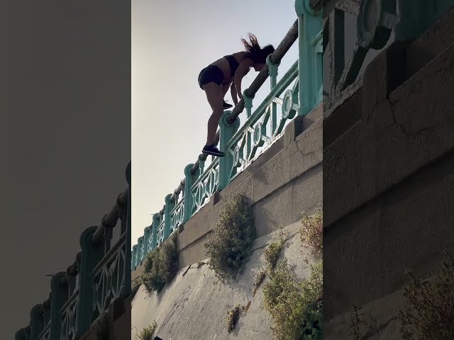 Speed parkour ascent by Taylor Carpenter in Brighton, England 🇬🇧