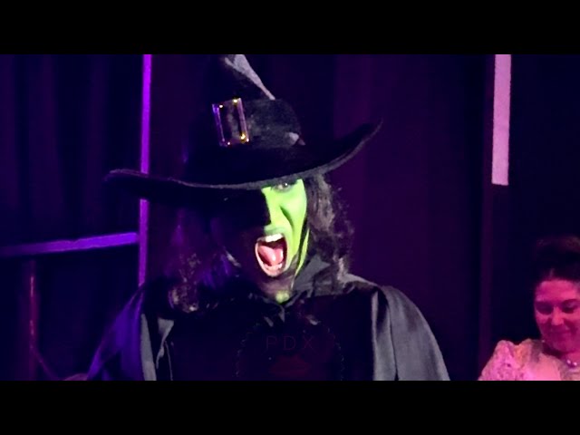 PDX Divas S4 | Nebuer Styles performance: Wicked Witch and the Ruby Slippers