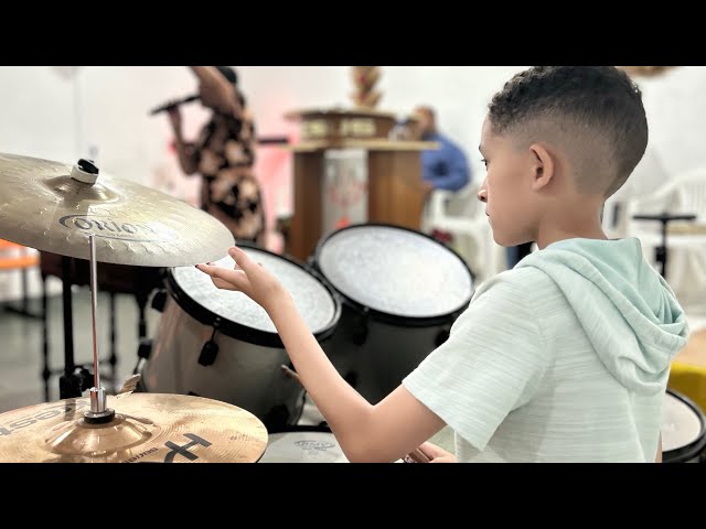 DANDO LUGAR🔥 Harpa Cristã - Drum Cover | Professional Gospel Performance 🥁