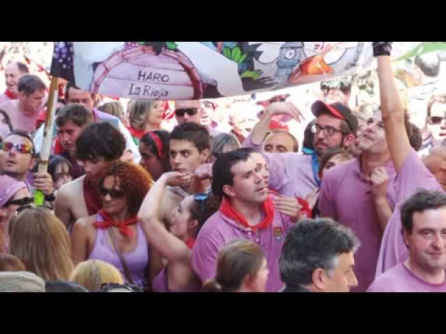 BATALLA DEL VINO 2013 ( vueltas ) Haro - La Rioja