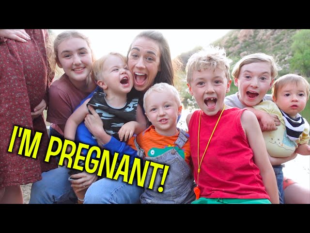 TELLING MY FAMILY I'M PREGNANT!