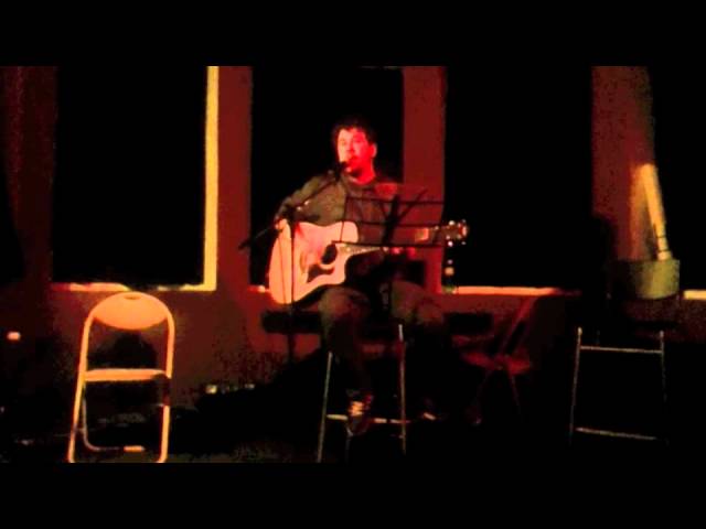 BT Luke from DEJA VU - "Revolution Is Not a Rebel Song" (Live @ Arci Malabrocca 09-02-2012)