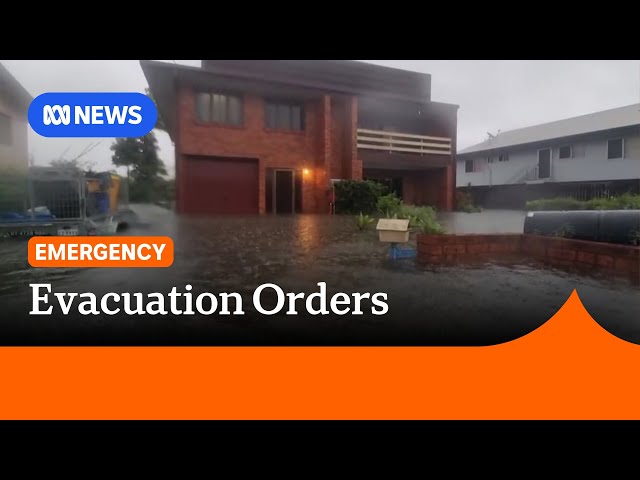 At least 1,700 homes could flood as north Queensland disaster intensifies | ABC NEWS