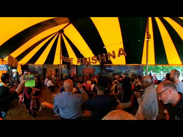 Kirtan at Janmashtami 2016, Bhaktivedanta Manor