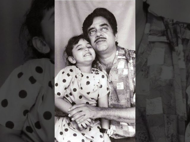 Shatrughan Sinha With His Family 😘 Daughter, Son , Mother and etc 🥀 #viral #shorts #youtubeshorts