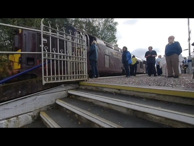 Deisel Train at Bridge of Orchy on 2019-09-28 at 1155