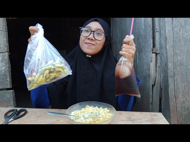 MUKBANG PULUHAN CABE MENTAH + MIE TELOR + KECAP NYIKSA LAMBUNG...KRIUK KRIUK CABENYA KAYAK KRUPUK