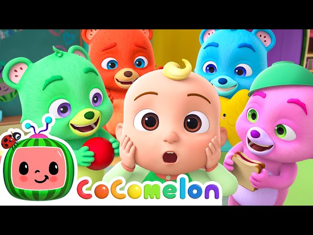 Colorful Bear Buddies | NEW 🌈 CoComelon Animal Time