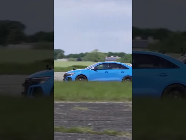 Audi R8 Vs Audi RSQ8 Vs Audi #dragrace #shorts #youtubeshorts #audi #audir8 #audirsq8  credit-carwow