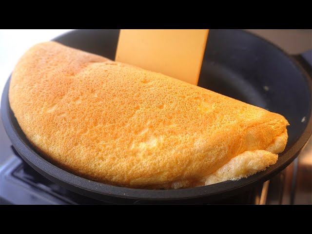 Discover how to cook a fluffy, light omelet that’s perfect every time!