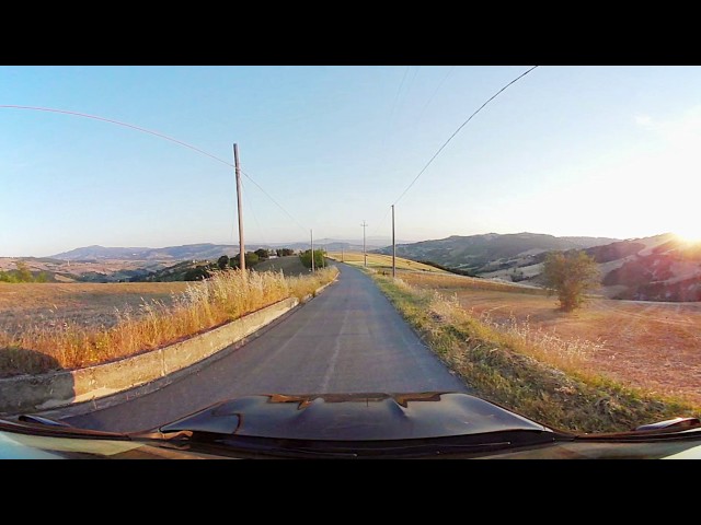 Streets of Zungoli / le strade di Zungoli - 360° VR