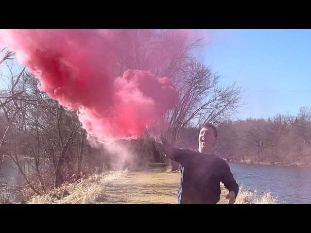 How to Use Shutter Bombs💨 The Best  Smoke Grenades