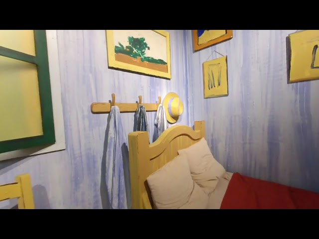 Van Gogh The Bedroom: 3D Virtual Reality Experience. (Insta180 Evo 3D VR)