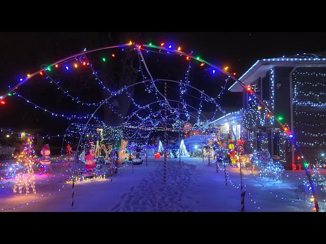 Night walking tour of NY light show