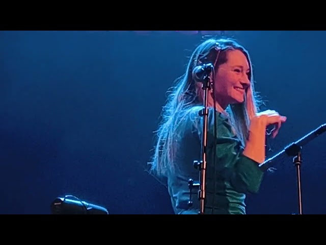 Bette Schindler - You're So Beautiful + I Choose Me (Paradiso 23 Jan 2025)