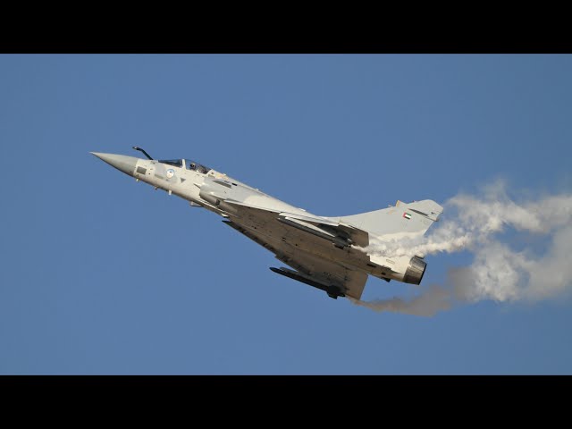 UAE Mirage 2000-9 Stunning Fly at Dubai Airshow 2023