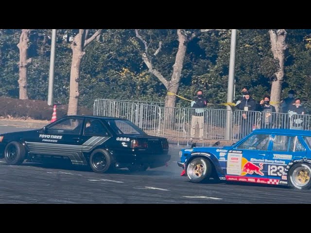 東京オートサロン 2025 Toyota AE86 vs Mazda RX-3！