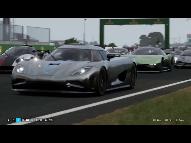 24-2-1-N-30 Top Gear Challenge: 2011 Koenigsegg Agera vs Unbeatable LeMans (Replay)