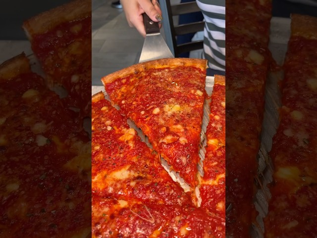 THIN CRUST MARINARA PIZZA from Bravo Pizza in NYC! 🍕🔥🤤 SO good. #DEVOURPOWER