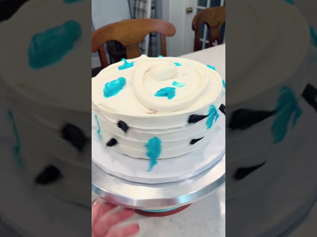 Decorate a cake using store bought frosting & box mix 💙 Galaxy cake design 🌌