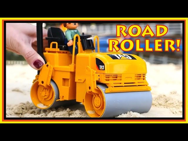 ROAD ROLLER makes a SAND GARDEN with sand pit toys - Kids construction toys in children's videos