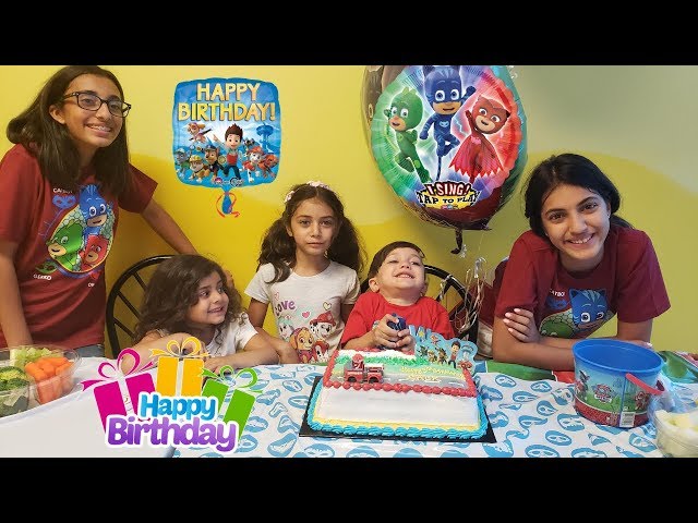 Birthday party indoor playground kids fun - Zack is 3 ! Family vlog video