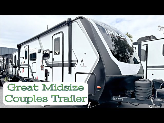 Huge Counterspace // Big Bathroom // All New Couples Camper from Grand Design RV // Imagine 2300MK