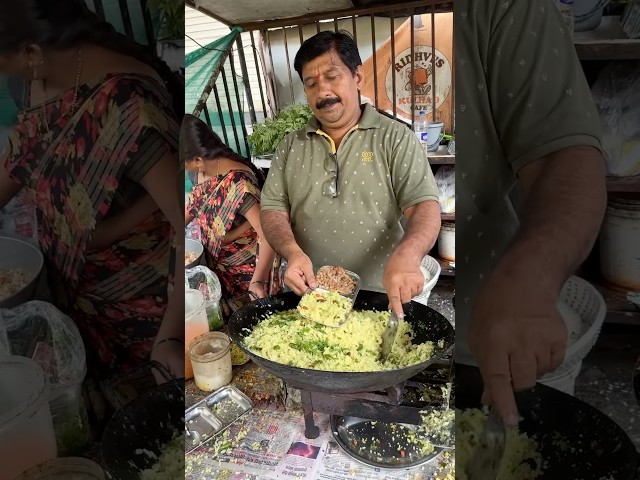 Pune’s Most Selling Kanda Poha #shorts #indianstreetfood