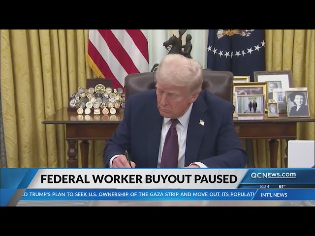 Judge delays federal worker buyout