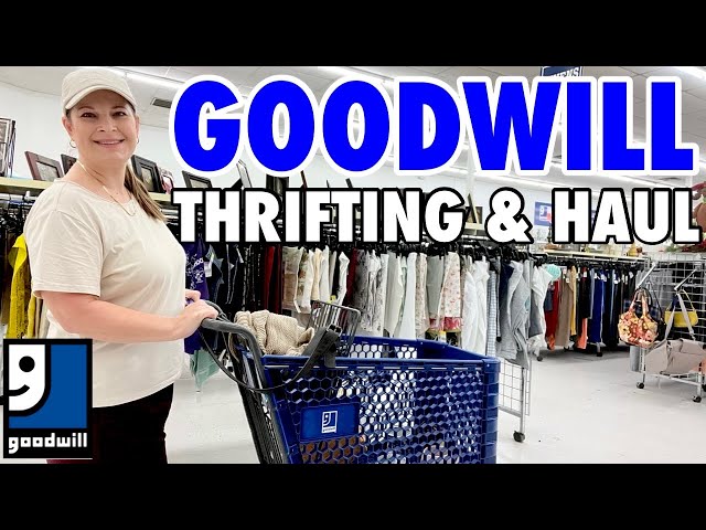 Seen it from 3 aisles away! Goodwill Thrift Store Shopping• Thrift Store Finds•Thrift with Me & Haul