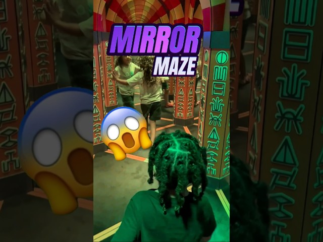 Crazy Mirror Maze!